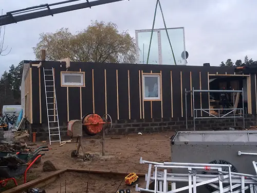 Tillbyggnad med nya fönster i södra Linköping